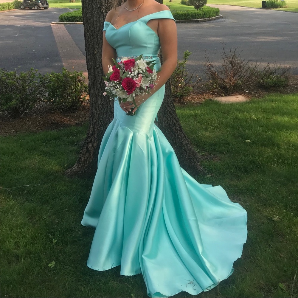 PROM DRESS